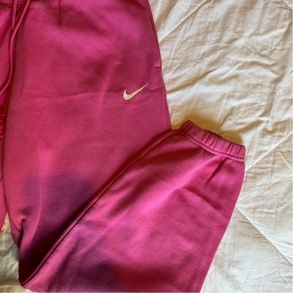 Nike Pants - Nike sweat pants